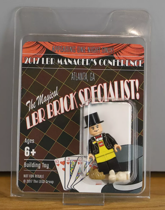 Lesser-Known LEGO Minifigs:  Introduction to the Manager Conference Series (Part 2)