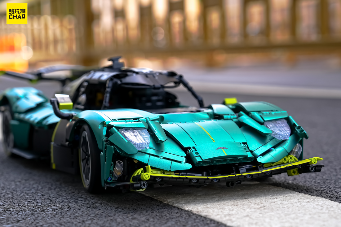 4,000+ Pieces of Hardcore Challenge! Chinese Brick Brand Recreates the Aston Martin Valkyrie AMR Pro in 1:8 Scale—A Mechanical Marvel for Tech Fans