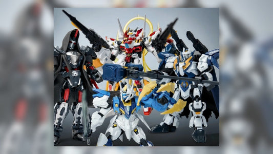 SEMBO x HEMOXIAN Tianhui-Class Block Heroes arranged as a desk collectible lineup